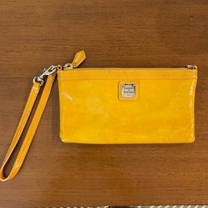 Dooney & Bourke patent leather wristlet